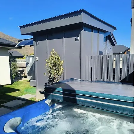 Gorgeous Cabin - Spa Pool!